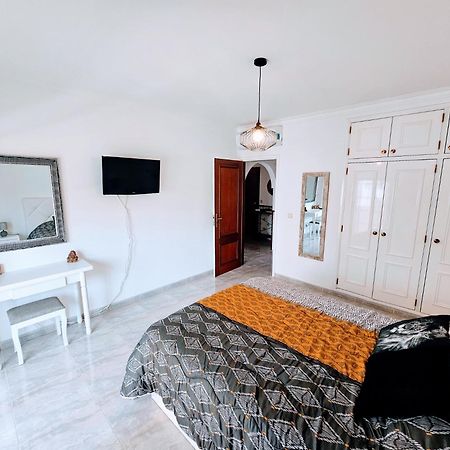 Oceanic Opulence Delux Apartment Monte Gordo Exterior photo