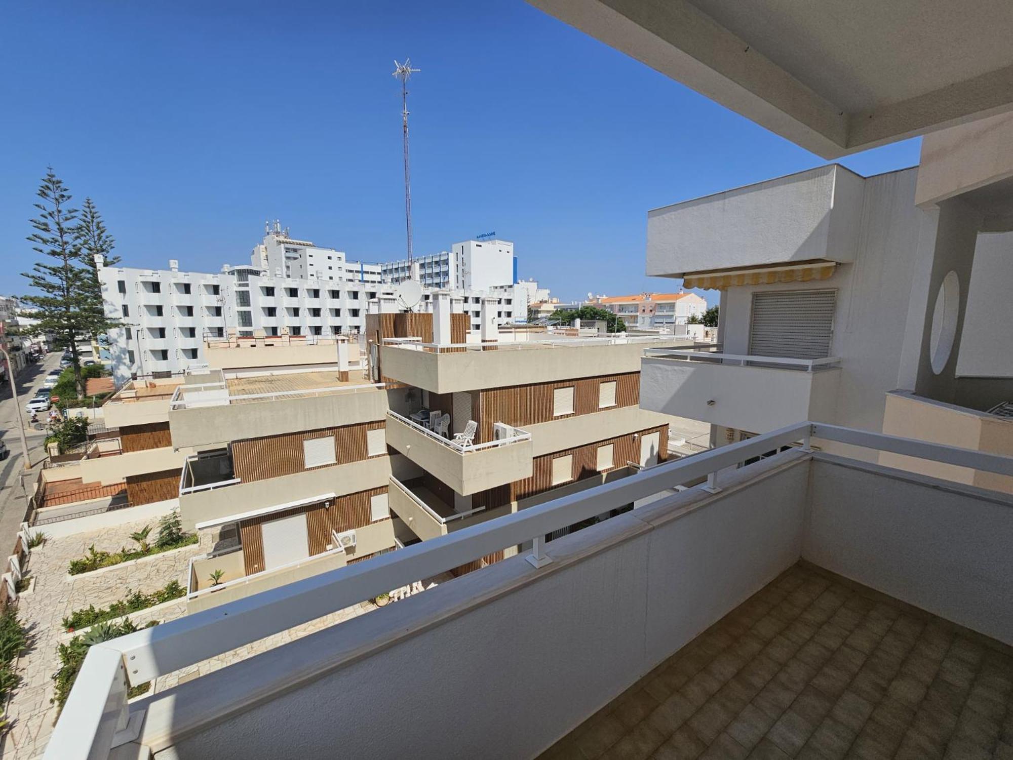 Oceanic Opulence Delux Apartment Monte Gordo Exterior photo